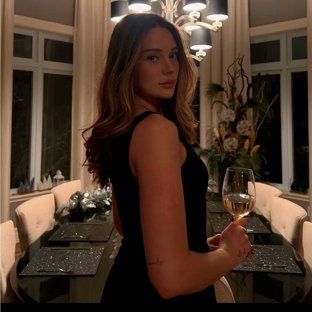 Meet your Posher, Carolina